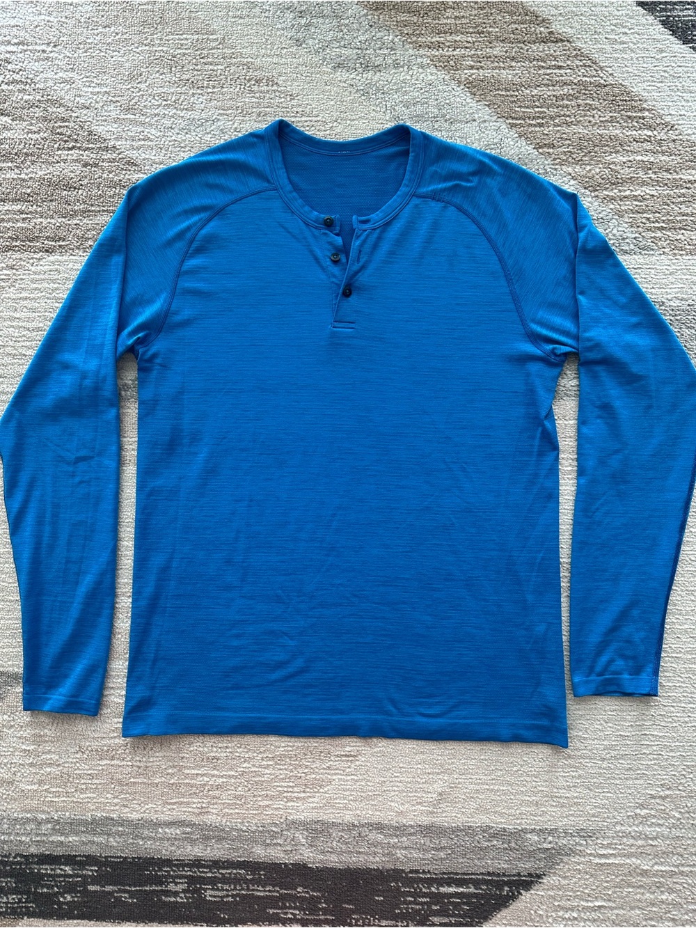 lululemon athletica Men's Long-Sleeve Metal Vent Tech Henley in Cobalt Blue